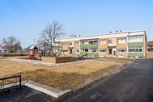 En av de nya gårdarna